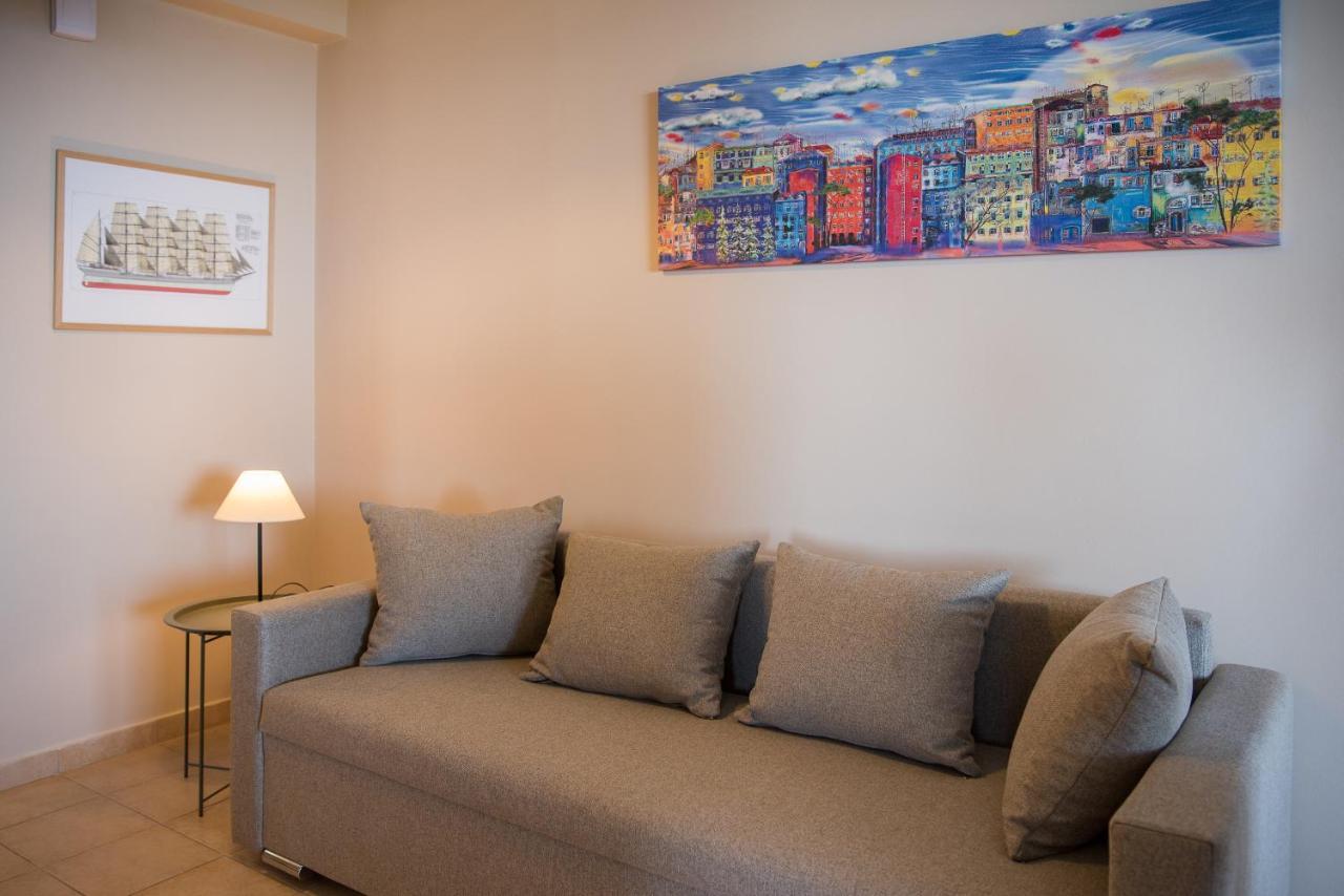 Akrotiri Sea View Suites Kültér fotó